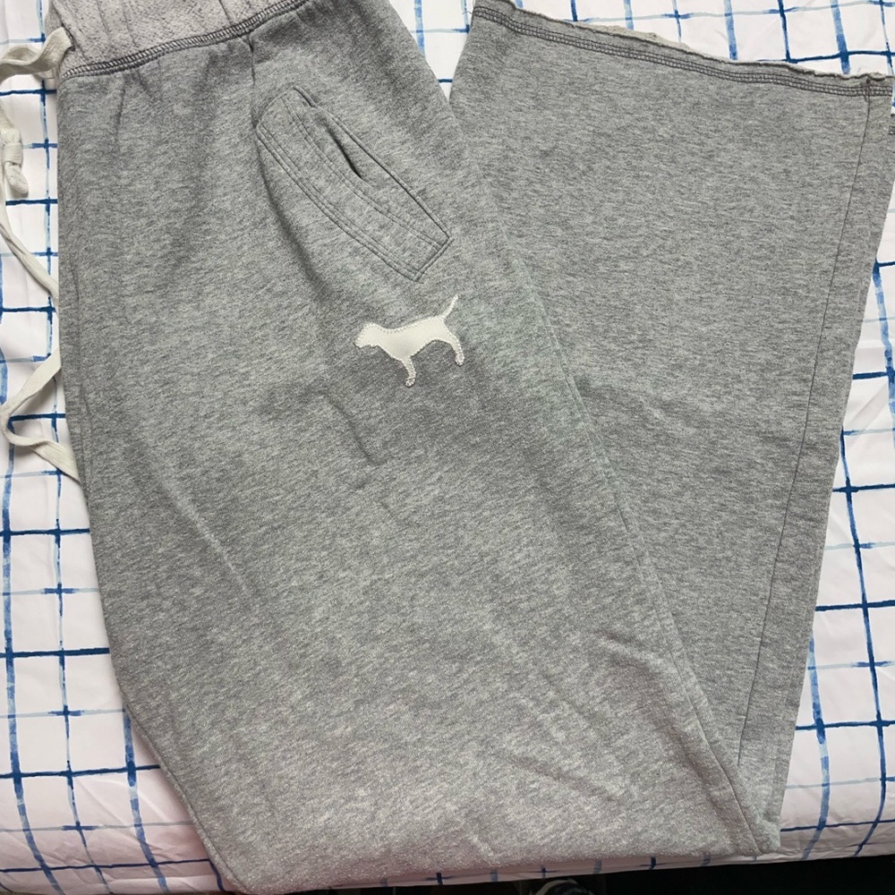 COPY - Sweatpants by PINK